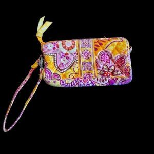 Vera Bradley Wristlet in Bali Gold Used
